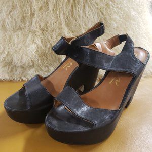 Rowen Wedges